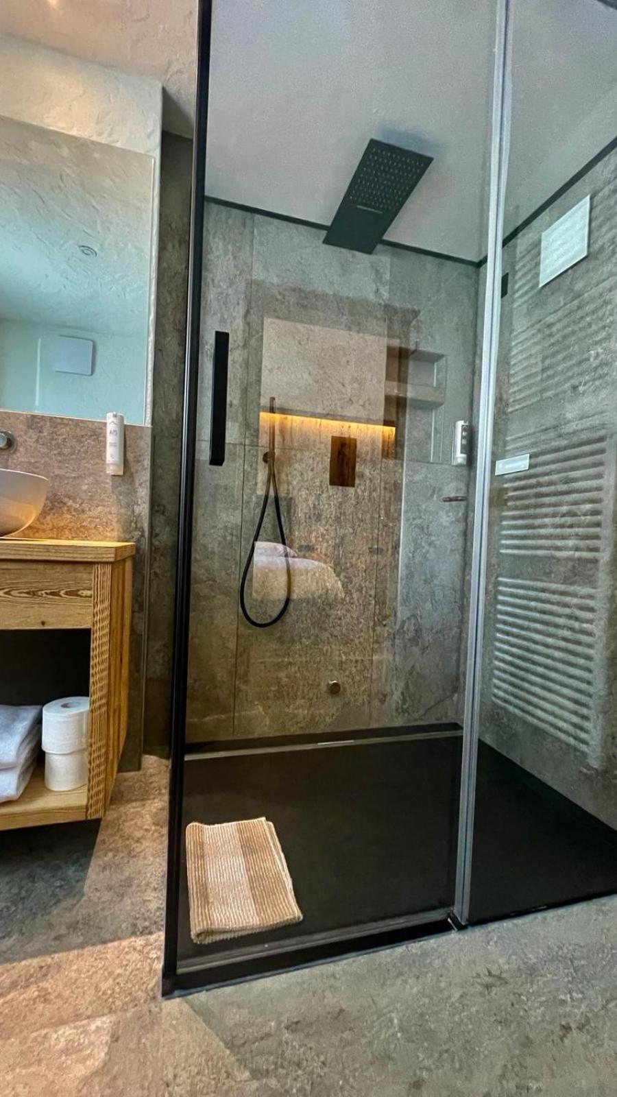 Pontiglia Hotel 3*